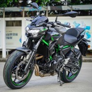 Carenado Moto Kawasaki Ninja Z650 2020-2023 - Negro Verde