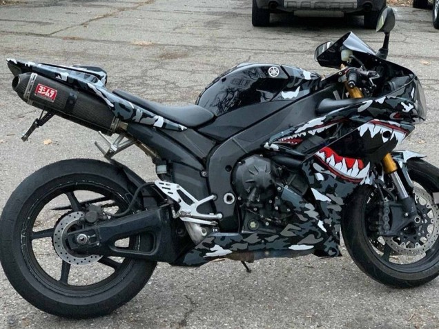 Carenado Moto Yamaha YZF 1000 R1 2007-2008 - Gris Blanco Camouflage Tiburón