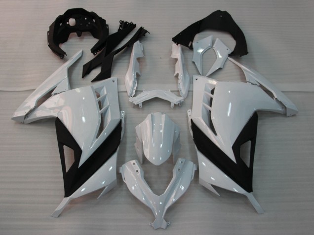 Carenado Moto Kawasaki EX300 2013-2024 - Blanco Brillante Negro