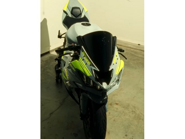 Carenado Moto Kawasaki ZX6R 2019-2022 - Nardo Gris Amarillo