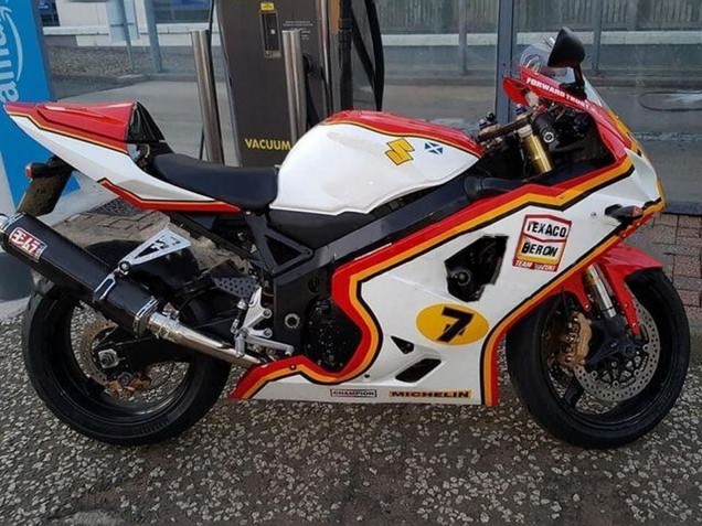 Carenado Moto Suzuki GSXR 600 / GSXR 750 2004-2005 - Blanco Rojo Amarillo Michelin Texaon Heron 7