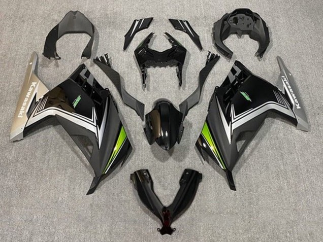 Carenado Moto Kawasaki EX300 2013-2024 - Negro Brillante Negro Mate Plata Verde