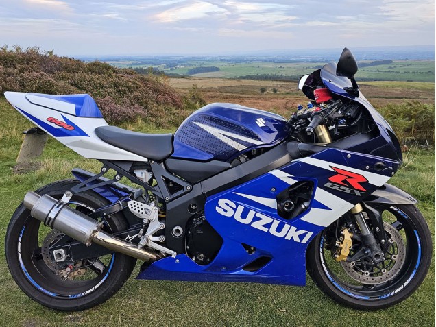 Carenado Moto Suzuki GSXR 600 2004-2005 - Azul Blanco Rojo