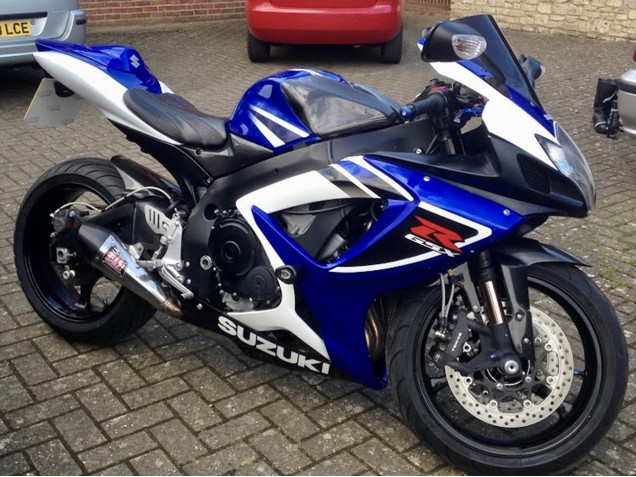 Carenado Moto Suzuki GSXR 750 2006-2007 - Blanco Azul Negro Raya